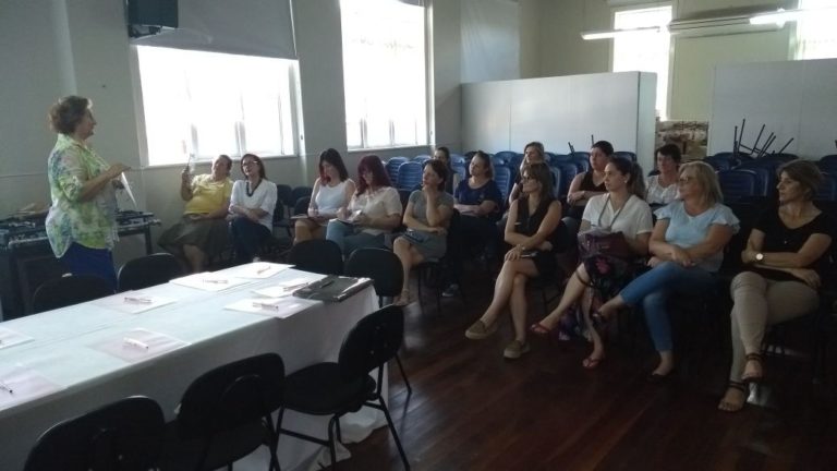 Secretária promove encontro com as pedagogas de Porto União