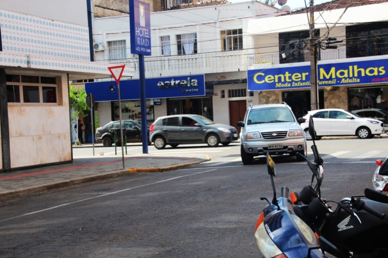 Atenção motoristas e pedestres para a alteração de sentido de rua em União da Vitória