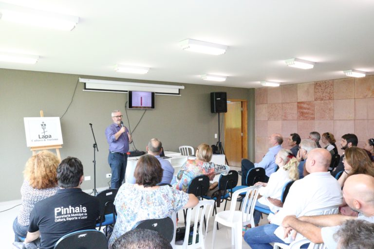 Élio Weber representou Porto União em evento sobre turismo