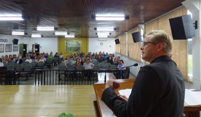 Mais de 100 pessoas participam de curso sobre Licitações na Câmara de Vereadores de Canoinhas