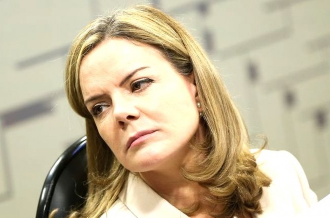 Gleisi Hoffmann ‘enroscada’ no Supremo Tribunal Federal