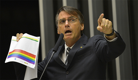 Bolsonaro tem 15 dias para se defender de manifestação racista