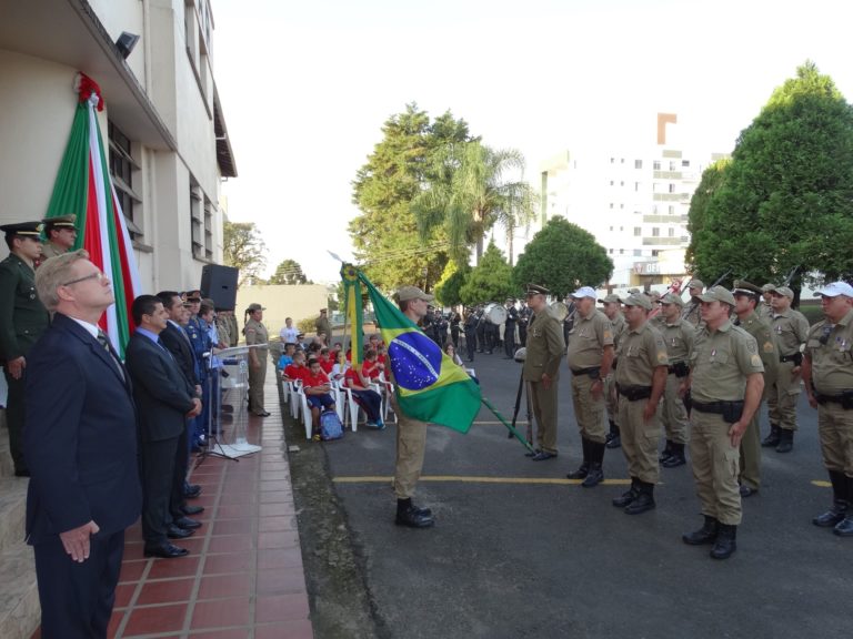 3º BPM realiza solenidade em comemoração aos 183 anos da Polícia Militar de Santa Catarina