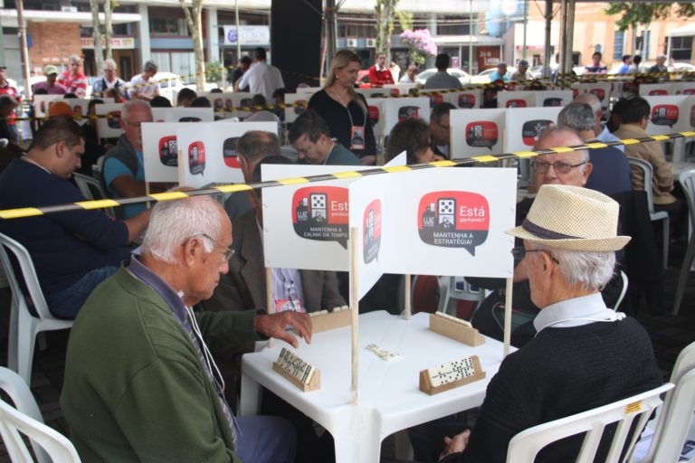 Mariani promove o maior torneio de dominó de Santa Catarina