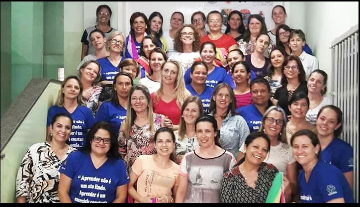 Programa de Desenvolvimento Municipal (PDEM) forma 43 professores de União da Vitória