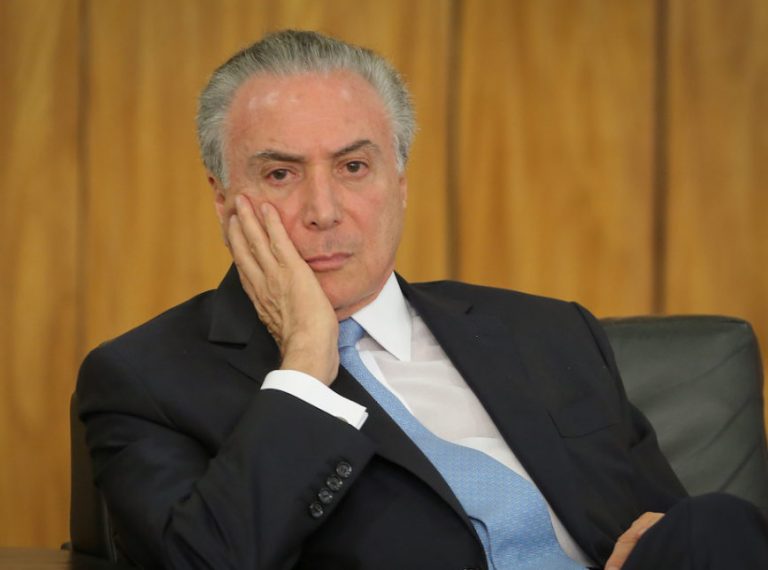 Temer com sinais de um desfecho prematuro preocupa o Brasil