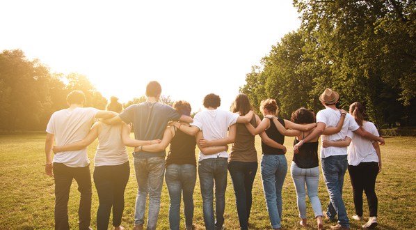 Pesquisa Datafolha indica que 62% dos jovens pensam em deixar o Brasil