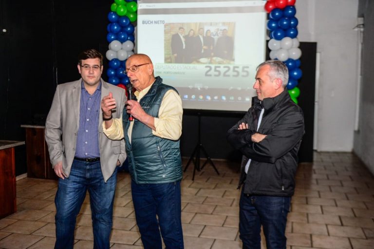 Esperidião Amin e João Paulo Kleinubing prestigiaram o lançamento da campanha de Fioravante Buch Neto