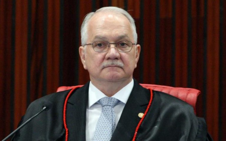 Advogado catarinense afirma que voto do ministro Edson Fachin no processo de Lula foi “indecente”…