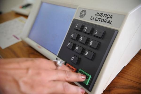 Terminam hoje, sexta-feira (26), os programas do horário eleitoral gratuito