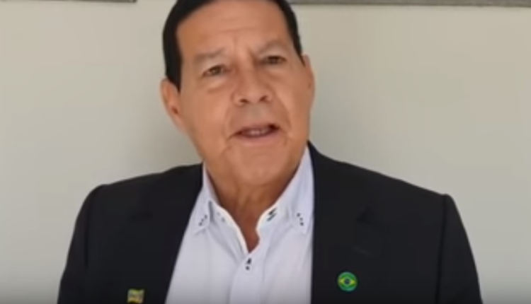 General Mourão, vice de Bolsonaro, anunciou que vai processar Haddad. (Veja o vídeo no Site)