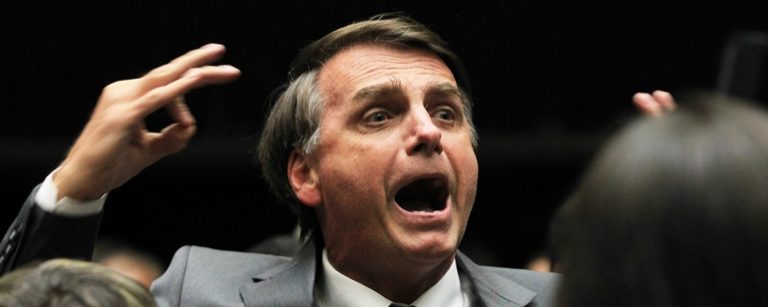 O Programa ‘Mais Médicos’ e o alerta de Jair Bolsonaro em 2016 na Câmara Federal