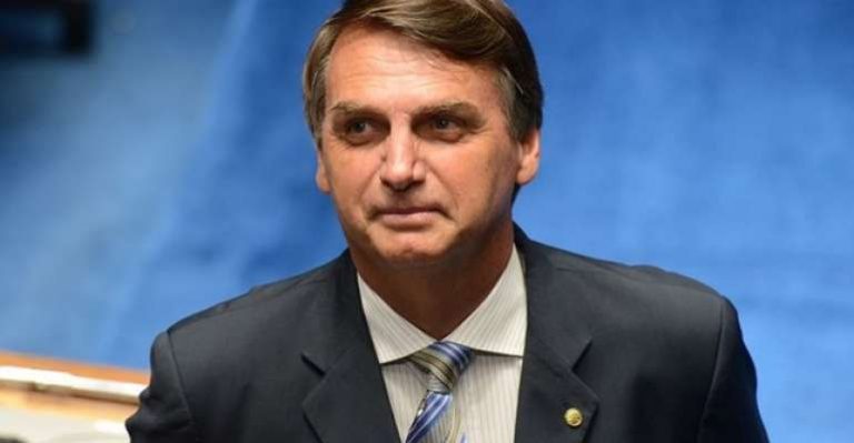 Bolsonaro em Brasília nesta terça-feira – pela primeira vez – depois de eleito presidente