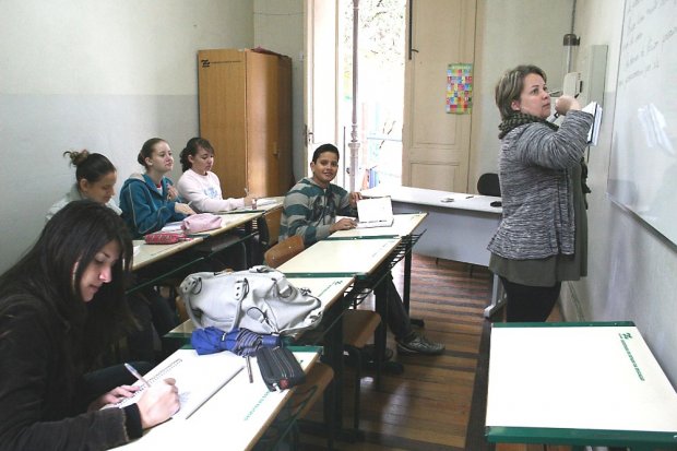 Governo de Santa Catarina convoca mil professores para 2019