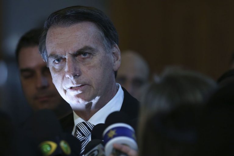 Presidente eleito Bolsonaro intensifica esta semana agenda da transição e disse que Temer deve vetar reajuste o STF