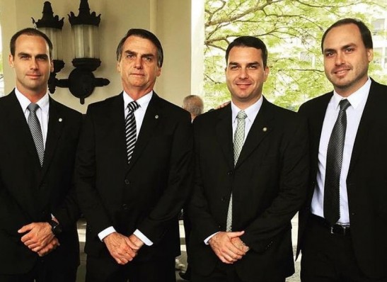 O que fazem os três filhos do presidente eleito Jair Bolsonaro