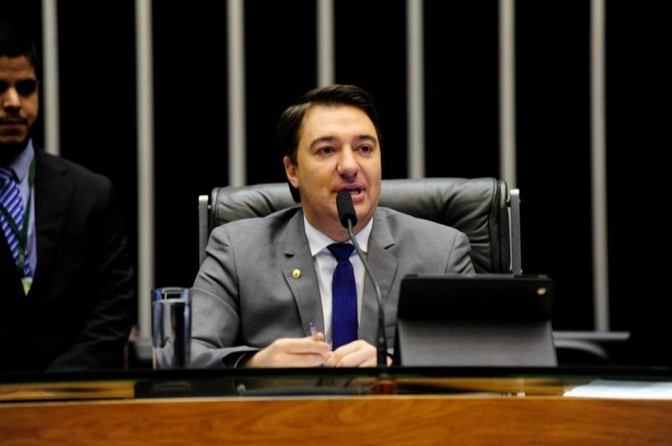 Fernando Giacobo (PR) cotado para a Presidência da Câmara Federal