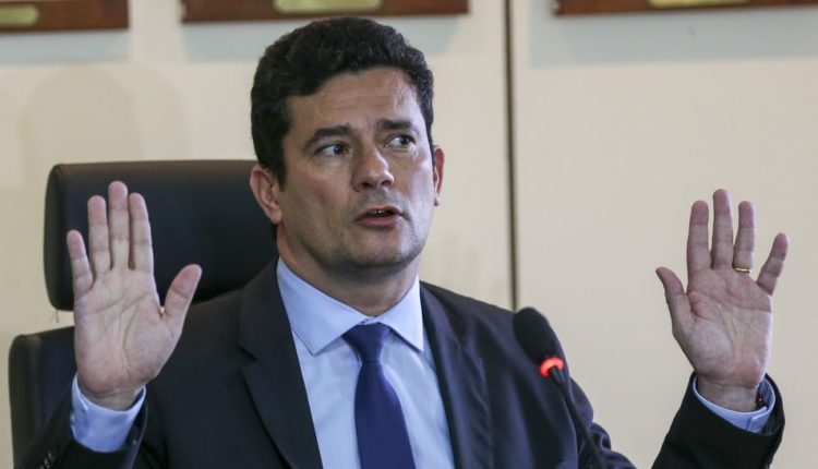 Sérgio Moro pede exoneração do cargo de juiz federal e passa a integrar a comissão de transição a partir de segunda-feira (19)