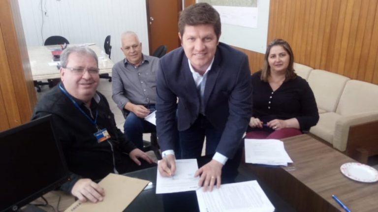 Santin Roveda celebra convênio com a CEF para Projeto Paraolímpico de União da Vitória