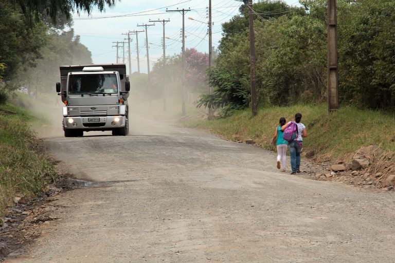 DER/PR emitiu a ordem de serviço para o asfaltamento da PR-364 que liga São Mateus do Sul a Irati