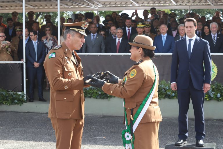 Na posse do novo comandante da PM/PR, governador Massa Junior afirma que segurança e inteligência terá prioridade em seu governo