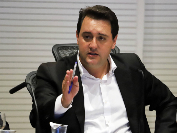 Governador Carlos Massa Ratinho Junior diz que reforma da Previdência deve cortar privilégios de todos