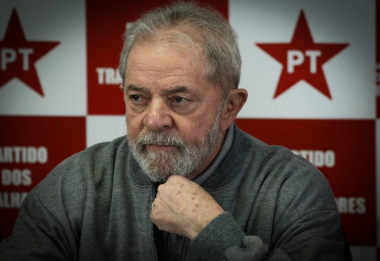 Quem paga os advogados que defendem Lula e Audélio Bispo, autor da facada em Jair Bolsonaro