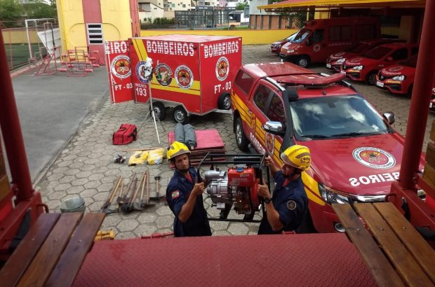 Bombeiros de Santa Catarina viagem a Brumadinho e no grupo um oficial de Canoinhas