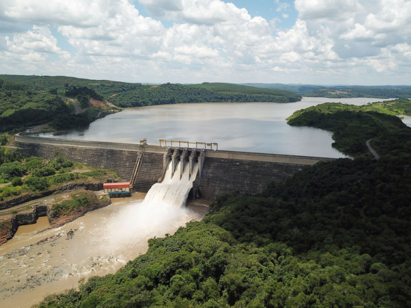 Usinas de energia elétrica no Rio Iguaçu beneficiam financeiramente vários municípios de nossa região, inclusive Porto União