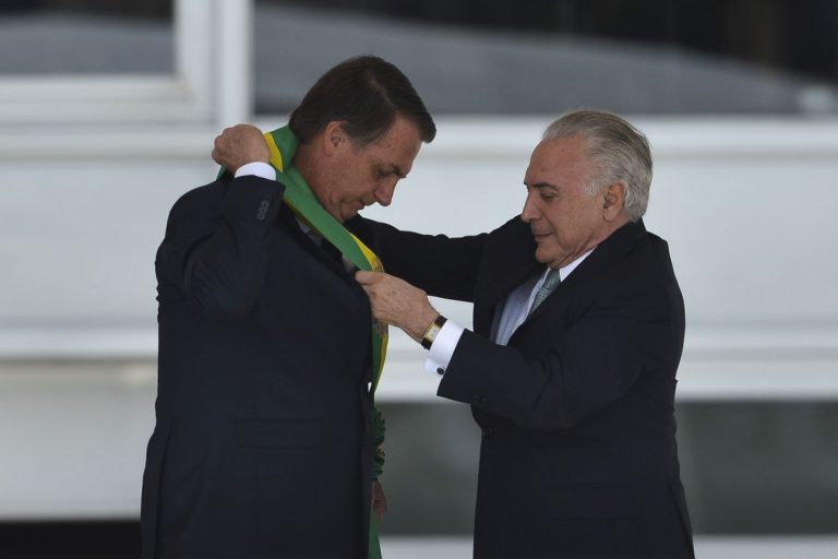 Após receber a faixa presidencial de Temer, Bolsonaro propôs a criação de um movimento para restabelecer padrões éticos e morais