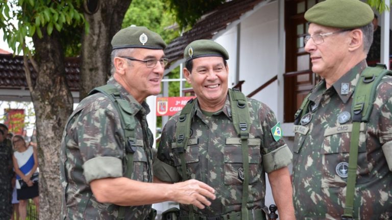 Militares serão incluídos na Previdência Social