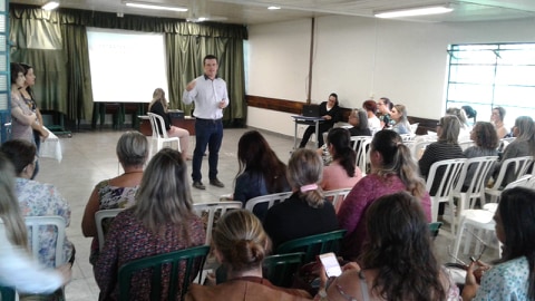 Reunião com supervisores de Cemeis e escolas municipais prepara Semana Pedagógica em União da Vitória