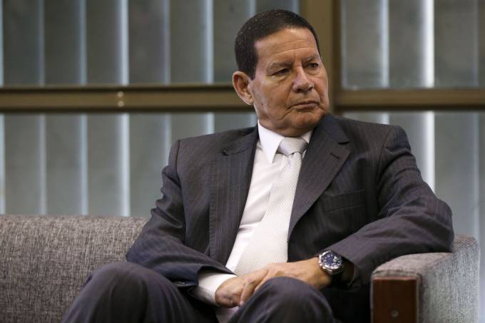 General Hamilton Mourão: “Gustavo Bebiano foi desleal com o presidente Bolsonaro”