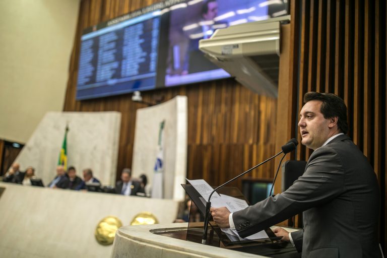 Governador Carlos Massa Ratinho Junior entregou à ALEP suas propostas de governo