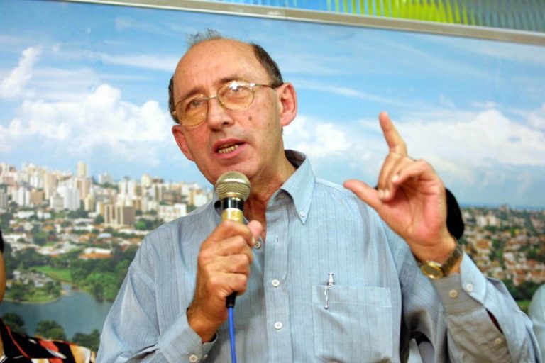 Morreu domingo (17) o ex-deputado federal Padre Roque Zimmermann