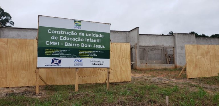 Retomada a obra de construção do CEMEI do bairro Bom Jesus, que estava paralisada desde 2018