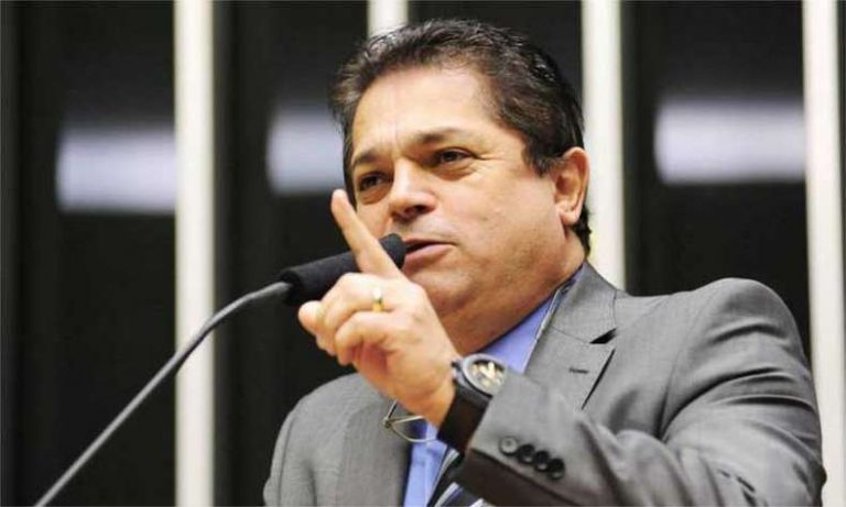 João Rodrigues vai assumir sua cadeira na Câmara Federal por decisão do ministro Gilmar Mendes, mas pode haver reviravolta