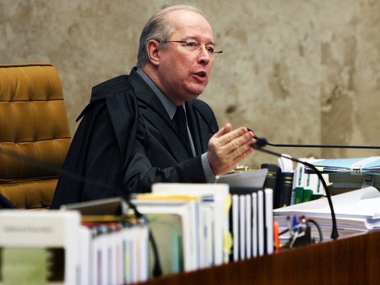 Censura é ilegítima e autocrática, diz ministro Celso Mello do STF