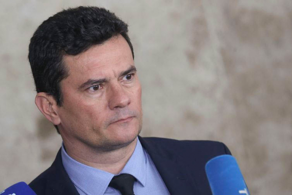 Ministro Sérgio Moro contesta pesquisa do Instituto Datafolha sobre o pacote anticrime