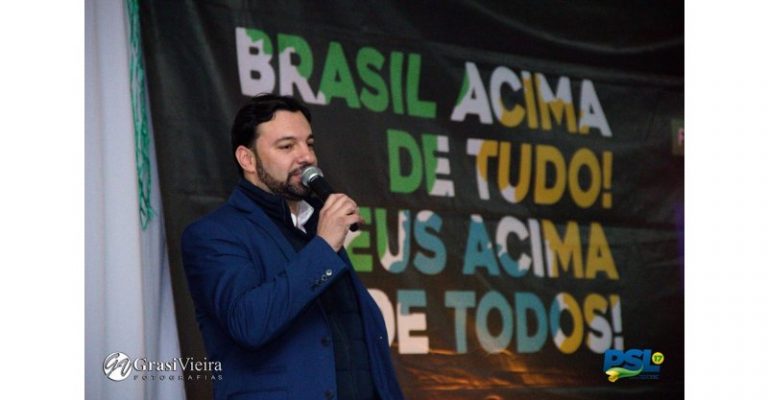 Deputado federal catarinense do PSL quer redução substancial no valor dos materiais escolares