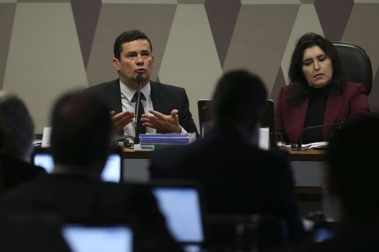 Sérgio Moro critica omissão de governos anteriores no combate à corrupção