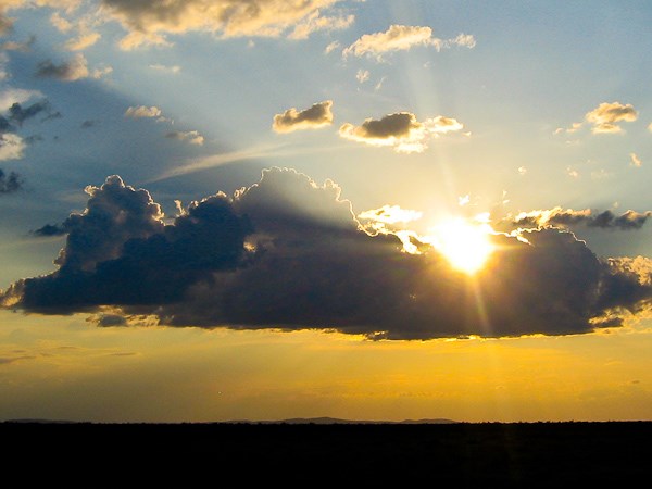 Mês de abril começa com temperaturas amenas nas cidades irmãs e em nossa região