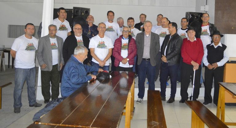 O 2º Encontro de Veteranos das Polícias Militares e Bombeiros Militares do Paraná e de Santa Catarina