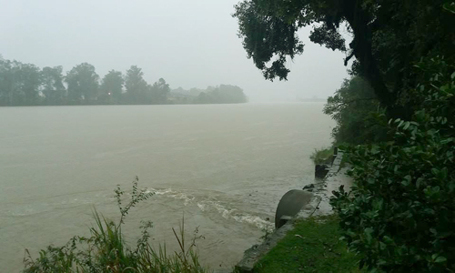 O Rio Iguaçu já passou dos 5 metros e a previsão é ainda de chuva na região