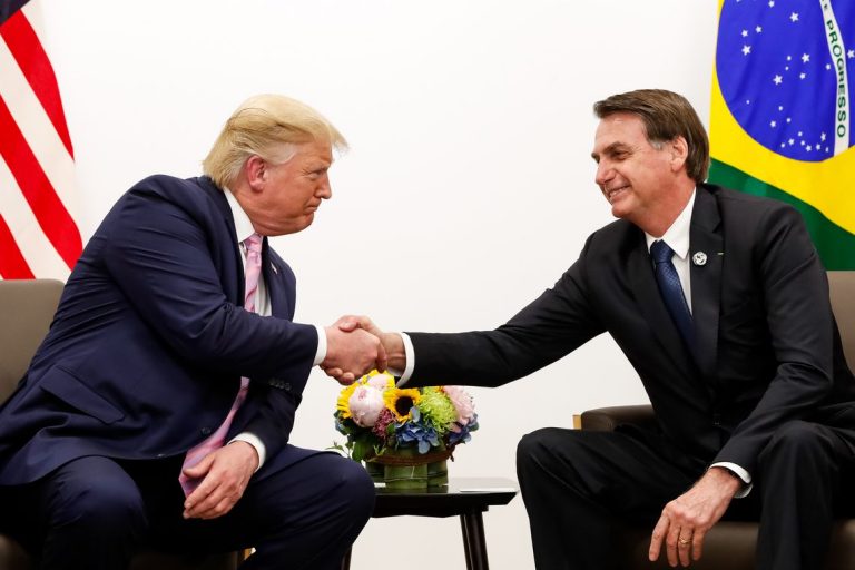 No Japão, a reunião bilateral de Jair Bolsonaro com Donald Trump e Emmanuel Macron