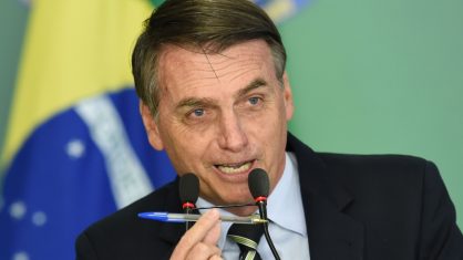 Pesquisa mostra que 33% consideram ótimo e bom, 33% regular e 33% péssimo o governo do presidente Bolsonaro