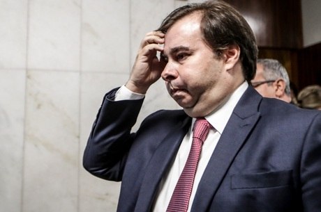 Polícia Federal diz que Rodrigo Maia cometeu corrupção, falsidade ideológica e lavagem