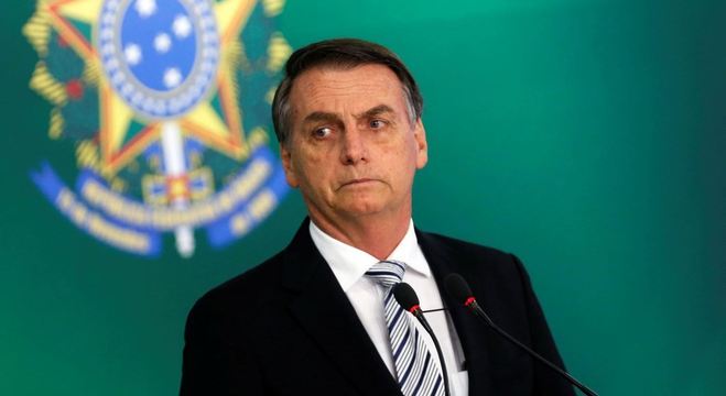 Presidente Bolsonaro diz que indulto de Natal terá ‘nomes’ surpreendentes