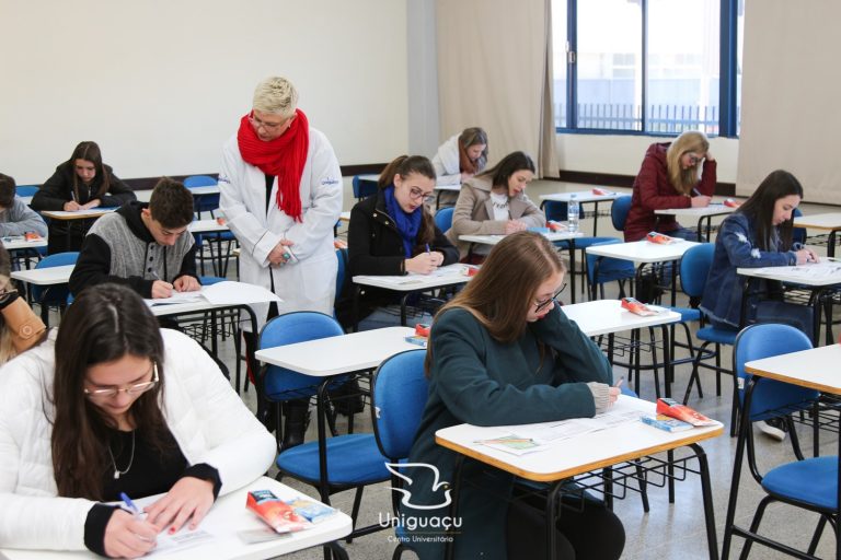 Uniguaçu realiza o primeiro vestibular do curso de Odontologia