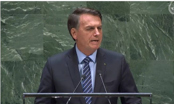 ‘Queriam alguém para falar abobrinhas?’, reage Bolsonaro a críticas sobre seu discurso na ONU